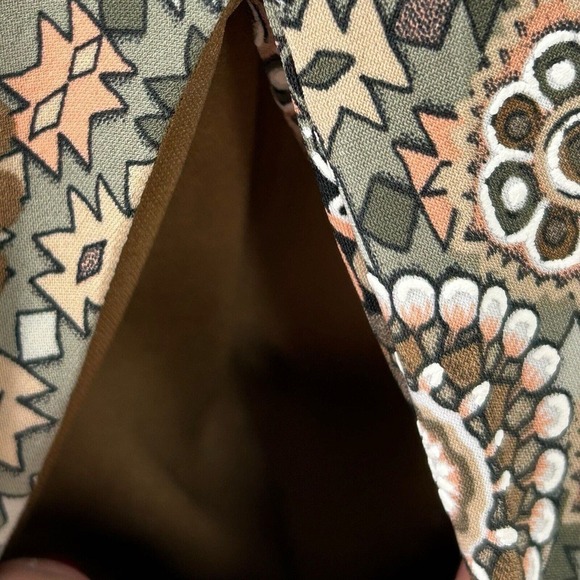 Northstyle Brown Multicolored Fit and Flare Short Sleeve Floral Dress Size 6 - Picture 6 of 15